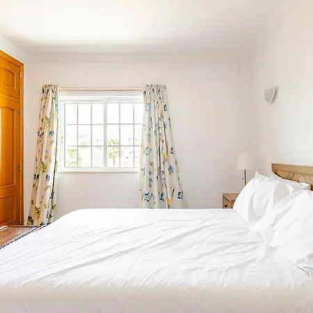 아파트 Floor, 2 Bed - *