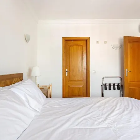 아파트 Floor, 2 Bed - *
