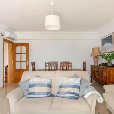 아파트 Floor, 2 Bed - *
